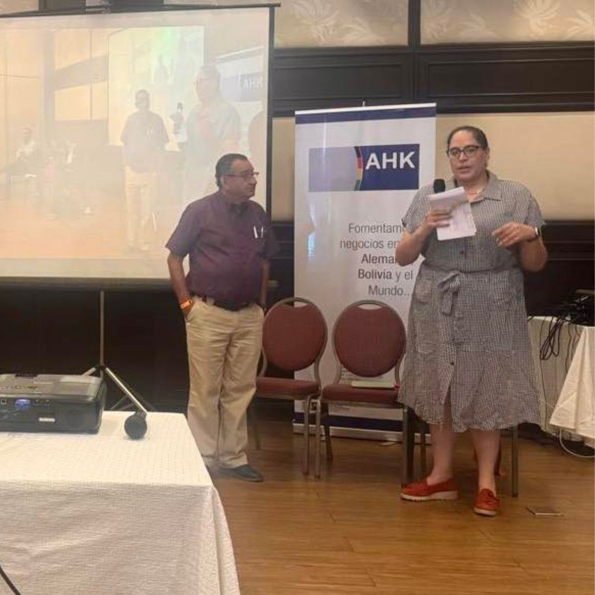 FORO ECONÓMICO PRODUCTIVO POR BOLIVIA